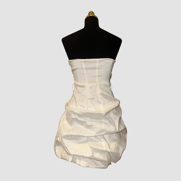 Vintage Ivory Dress - Picture 3 of 4